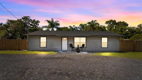 Photo of 580 Quail Avenue, Altamonte Springs, FL 32714 (MLS # O6360835)