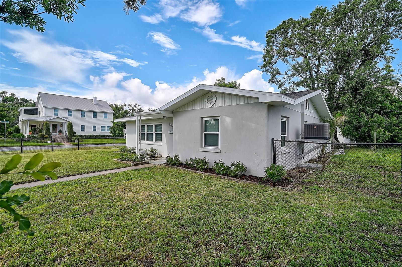 MANATEE GARDENS THIRD SEC - Residential