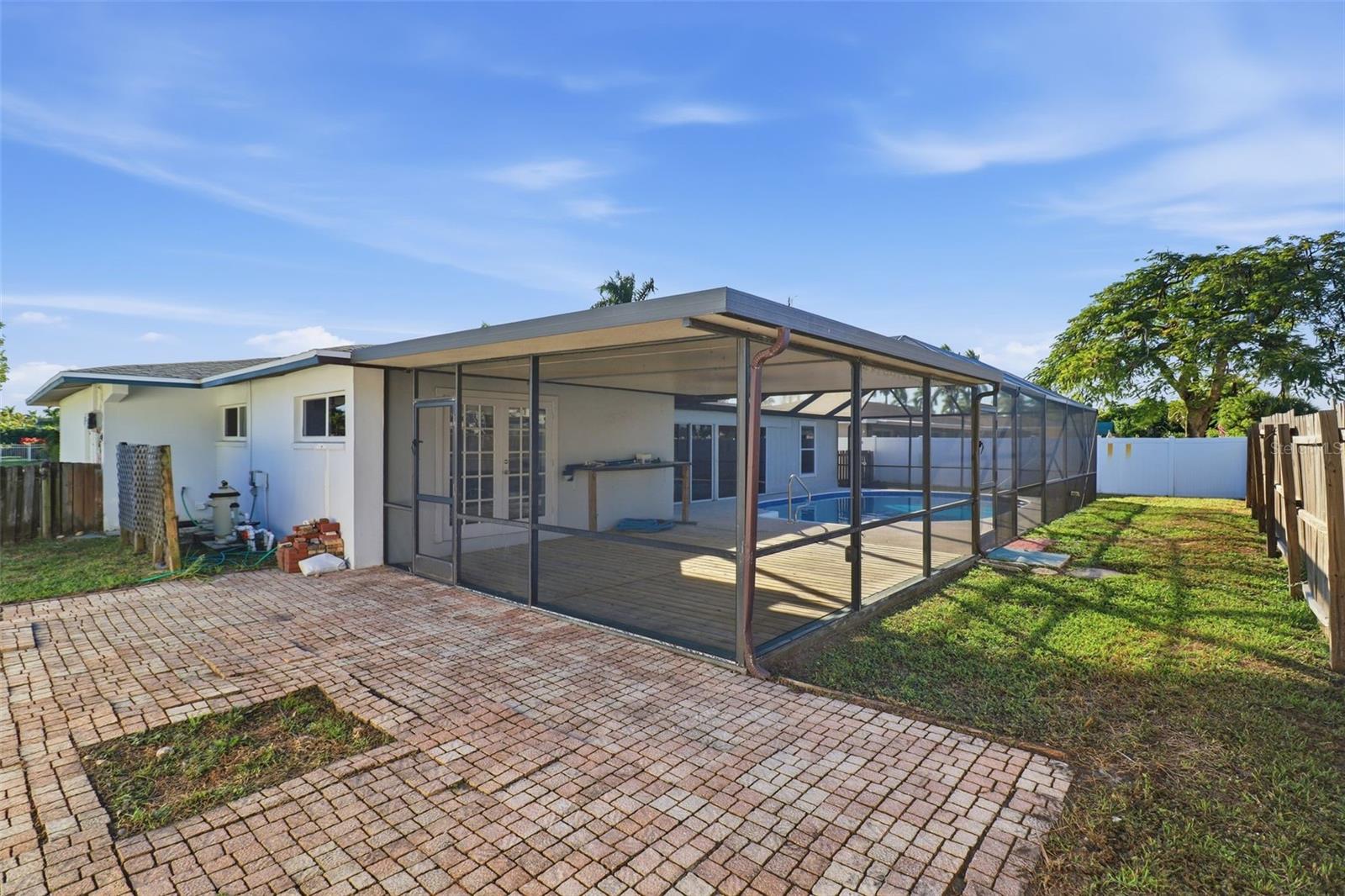 CORONADO MOORS - Residential