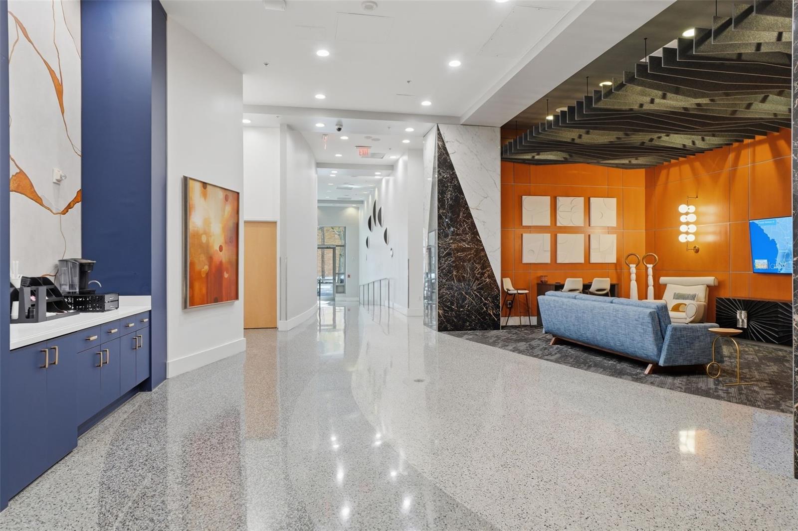 SOLAIRE/PLAZA CONDO - Residential