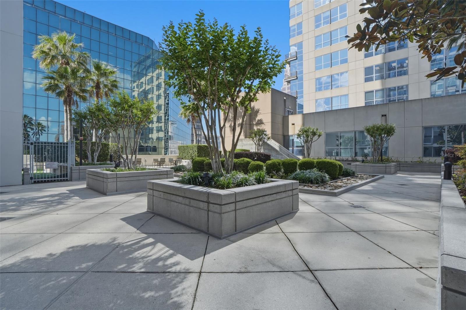 SOLAIRE/PLAZA CONDO - Residential