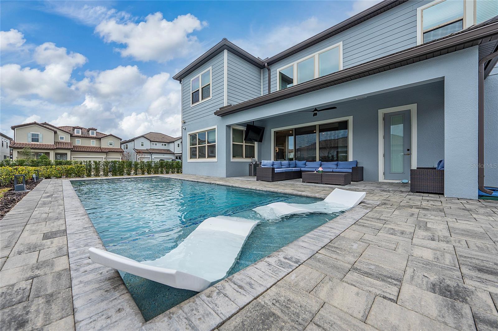 PHILLIPS GROVE TR J - Residential