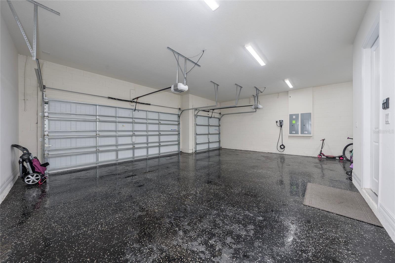 PHILLIPS GROVE TR J - Residential