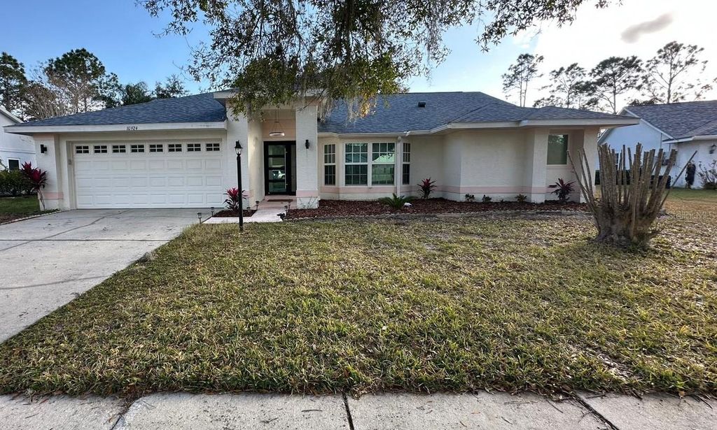 Photo of 10924 Mill Pond Way, Orlando, FL 32825 (MLS # S5150347)