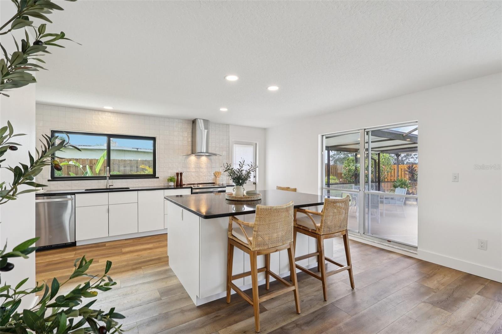 PORT MALABAR COUNTRY CLUB UNIT 2 - Residential