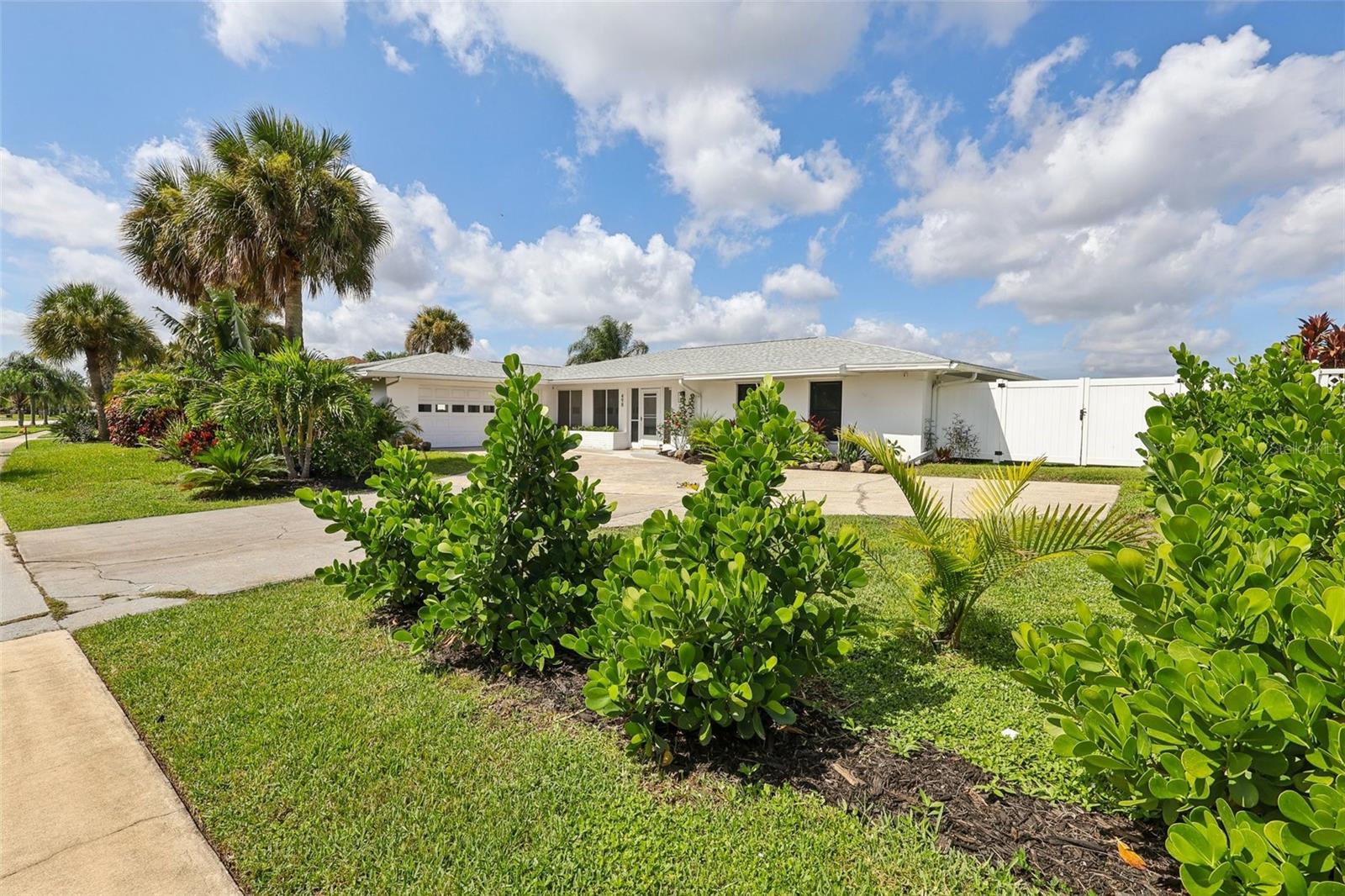 PORT MALABAR COUNTRY CLUB UNIT 2 - Residential