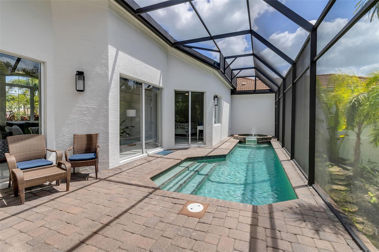 EMERALD POINTE SOUTH - Residential