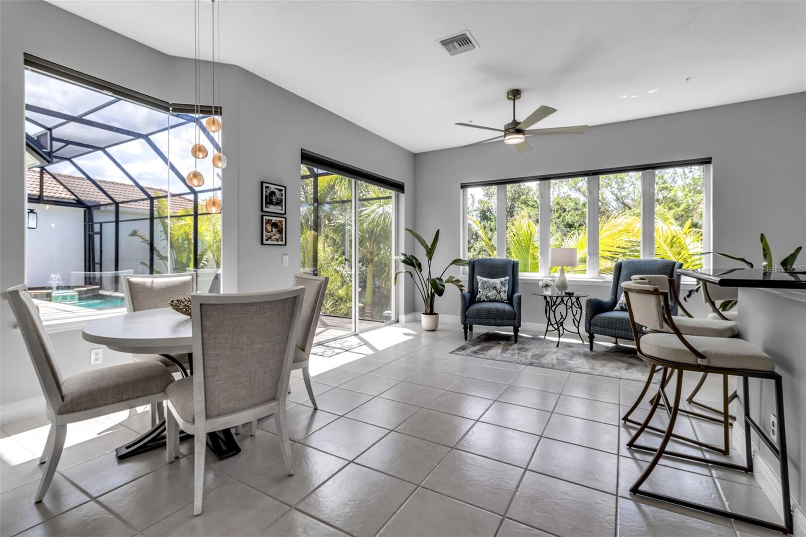 EMERALD POINTE SOUTH - Residential