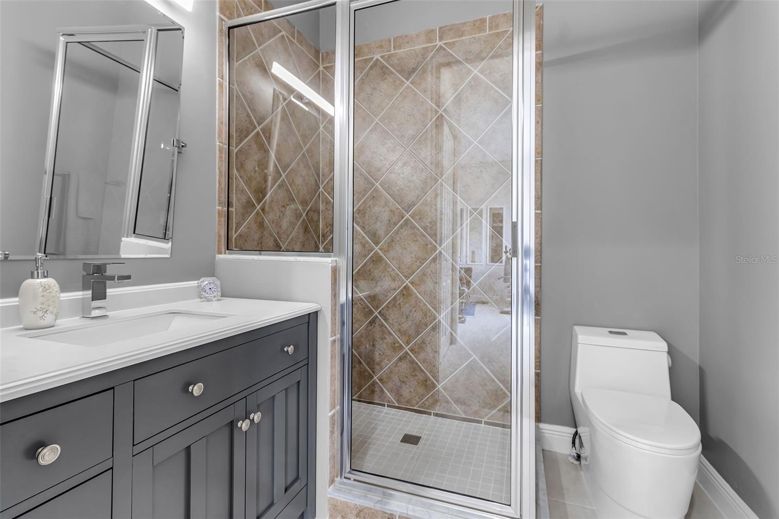 EMERALD POINTE SOUTH - Residential