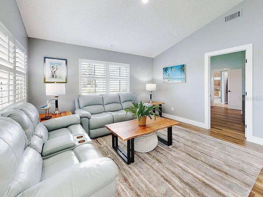 PINE ISLAND PH 02 - Residential