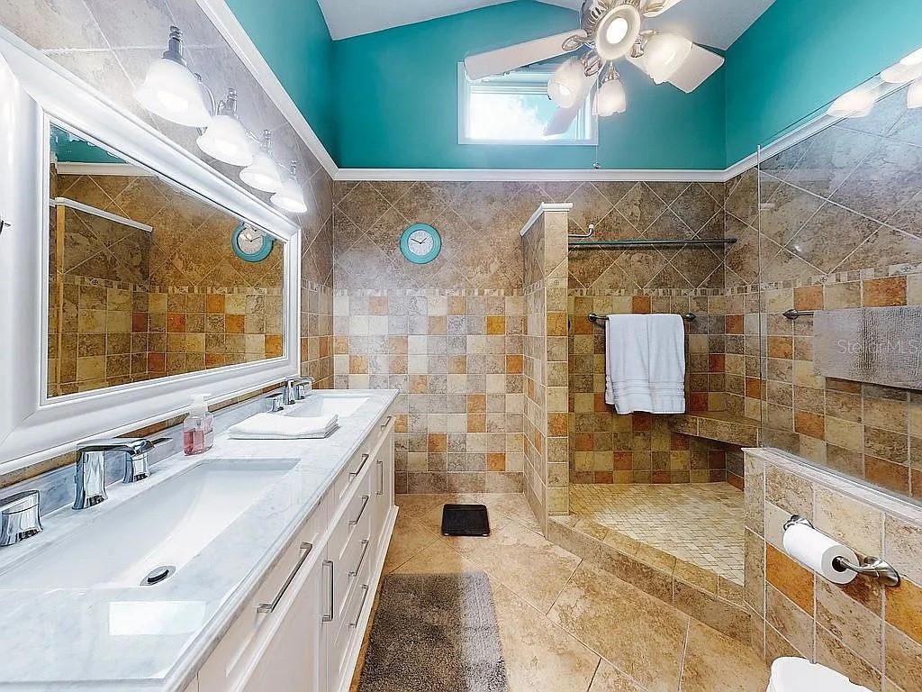 PINE ISLAND PH 02 - Residential