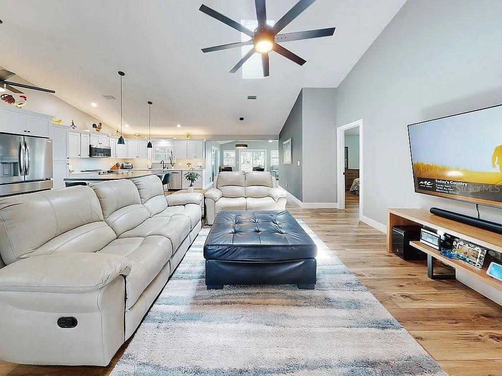 PINE ISLAND PH 02 - Residential