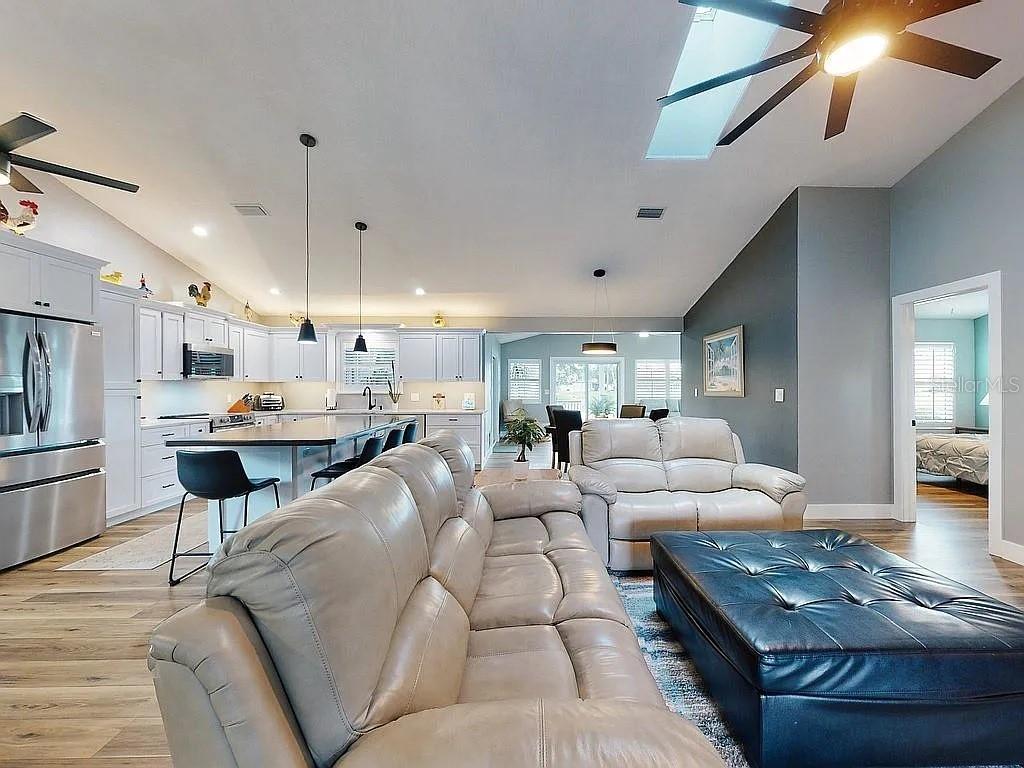 PINE ISLAND PH 02 - Residential