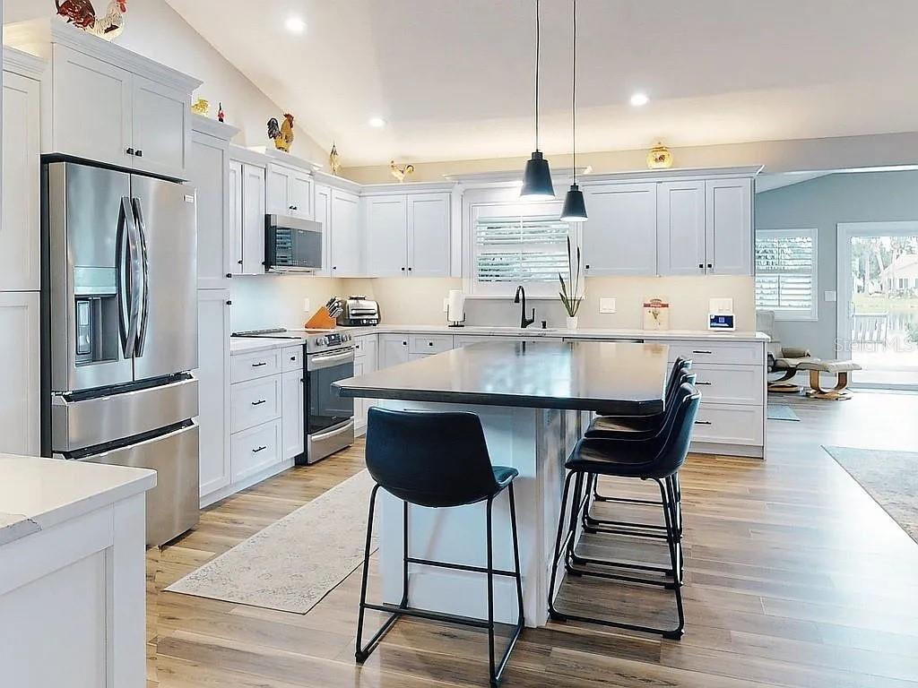 PINE ISLAND PH 02 - Residential