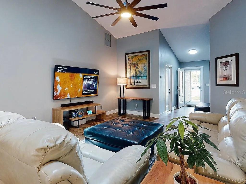 PINE ISLAND PH 02 - Residential