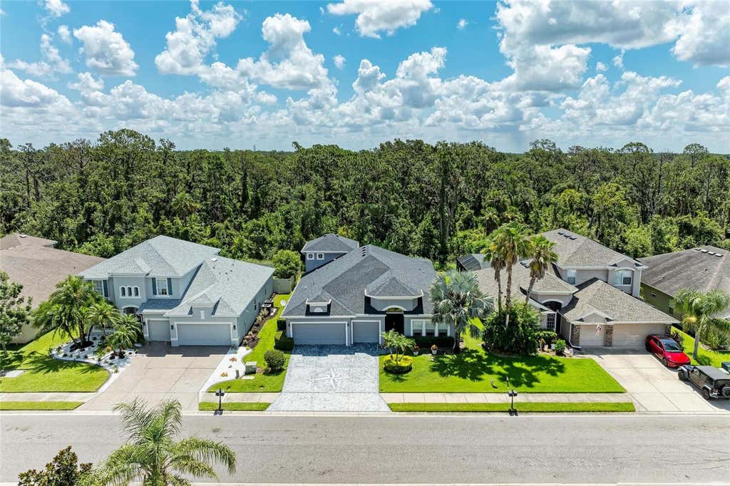 Photo of 7812 115th Avenue E, Parrish, FL 34219 (MLS # A4703118)