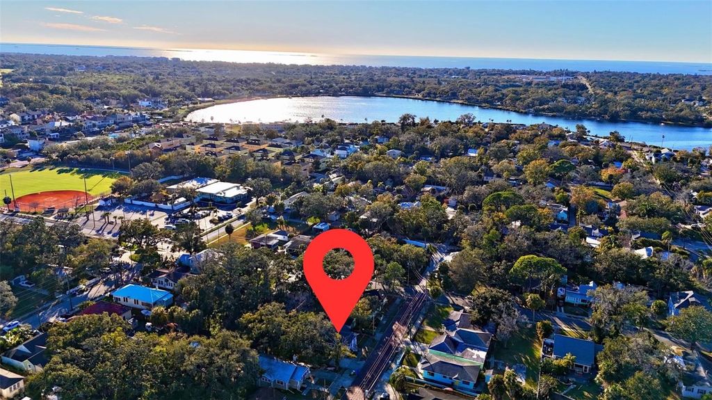 Photo of 49 W Boyer Street, Tarpon Springs, FL 34689 (MLS # U8245664)