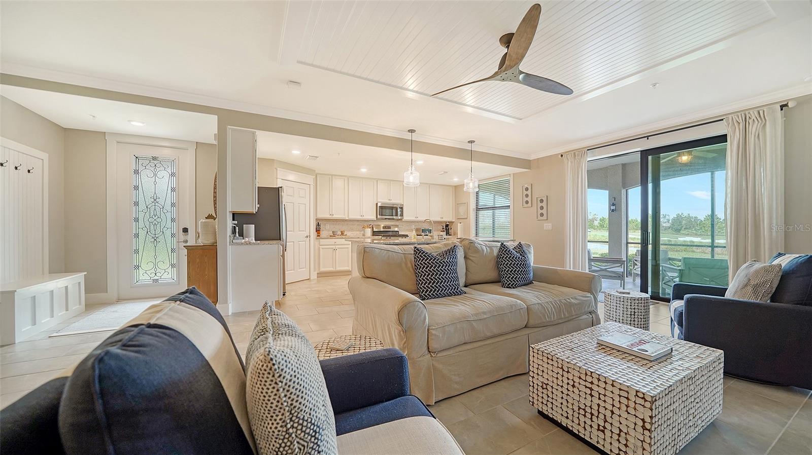 COACH HOMES III AT LAKEWOOD NATL PH 9 - Residential Lease