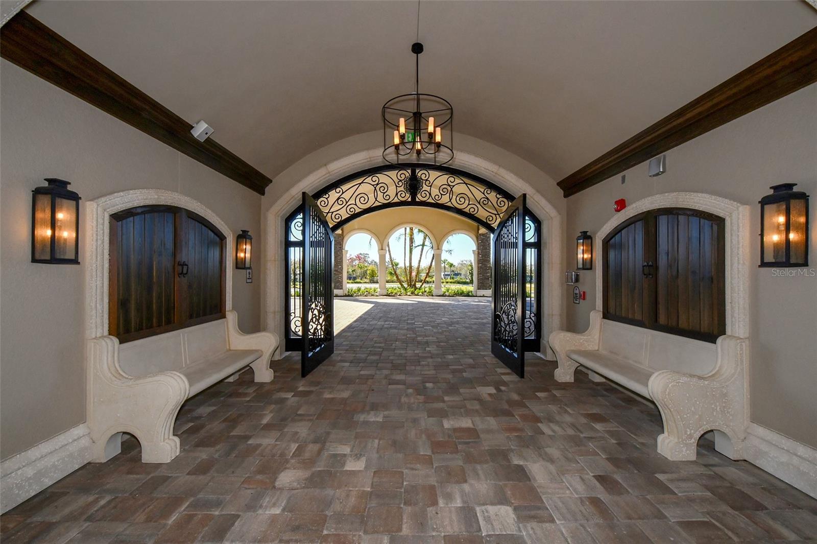 COACH HOMES III AT LAKEWOOD NATL PH 9 - Residential Lease