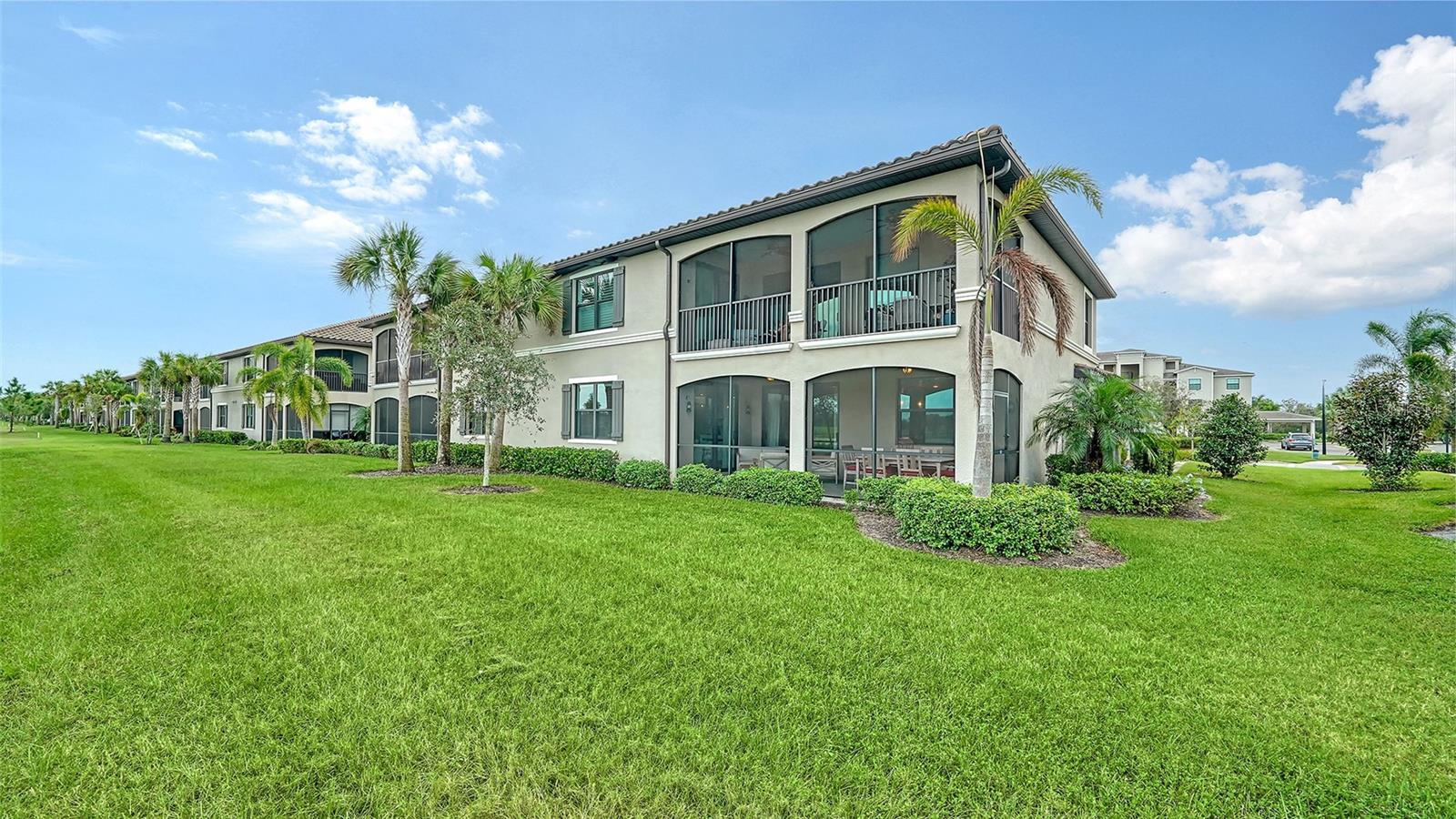 COACH HOMES III AT LAKEWOOD NATL PH 9 - Residential Lease