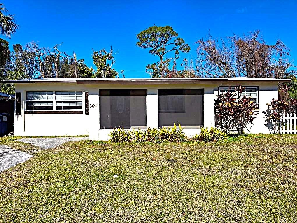 Photo of 5641 94th Terrace N, Pinellas Park, FL 33782 (MLS # TB8556249)