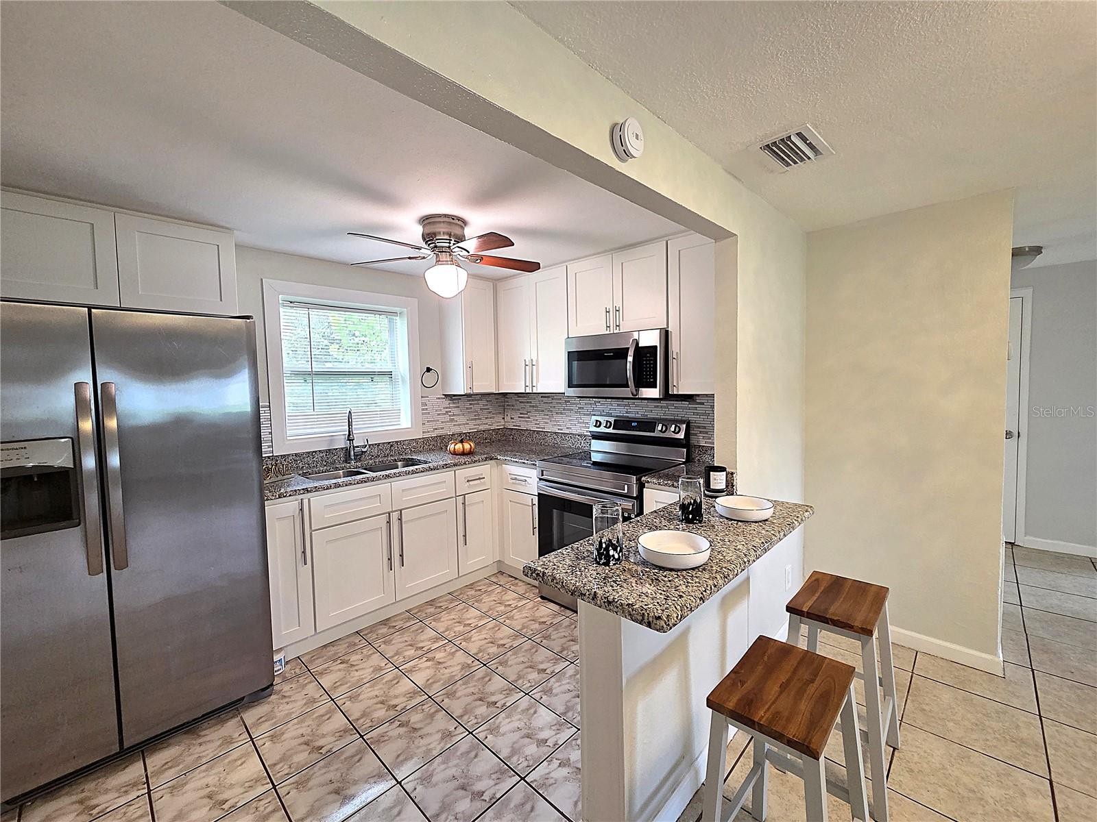 5641 94TH TERRACE N