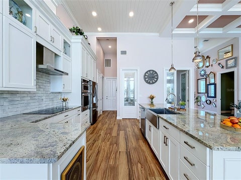 Tiny photo for 838 SW Kings Bay Drive, Crystal River, FL 34429 (MLS # TB8529231)