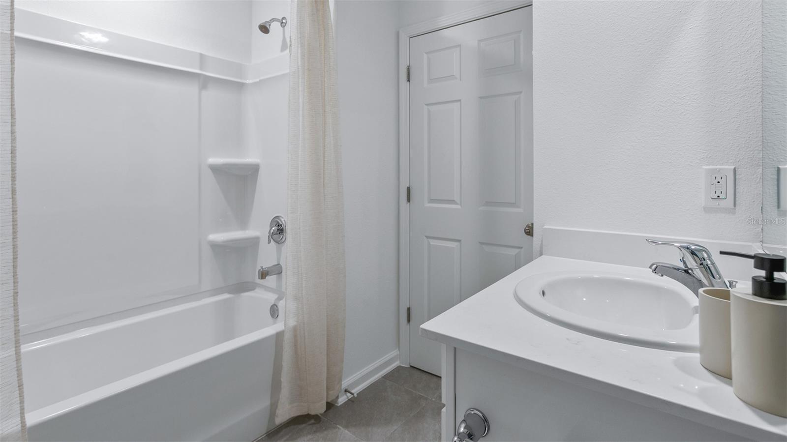 STOKES LANDING - Residential