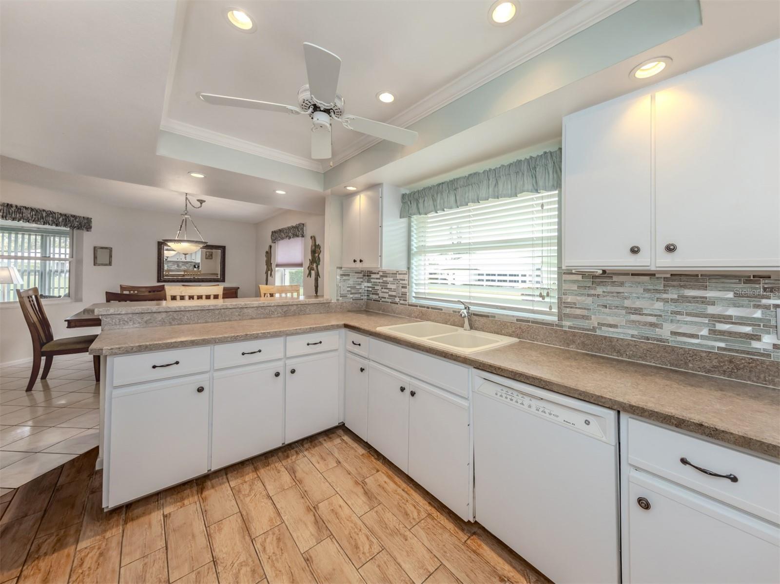 HERON SHORES - Residential