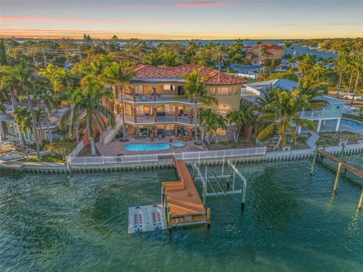 7802 CAUSEWAY BOULEVARD S