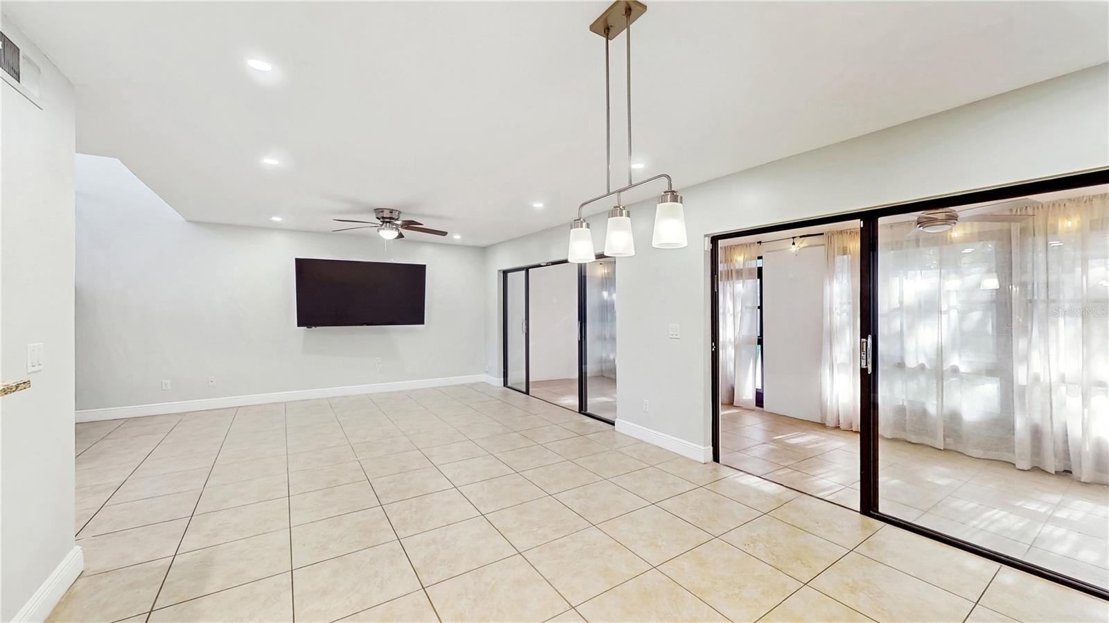 7741 SUNDIAL LANE