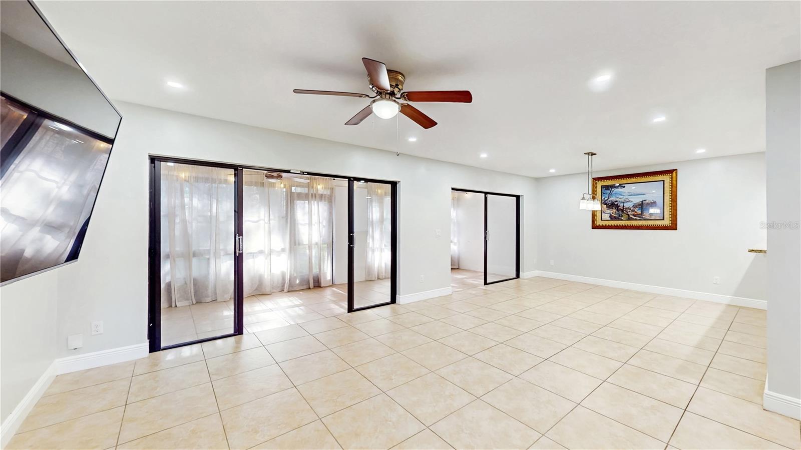 7741 SUNDIAL LANE