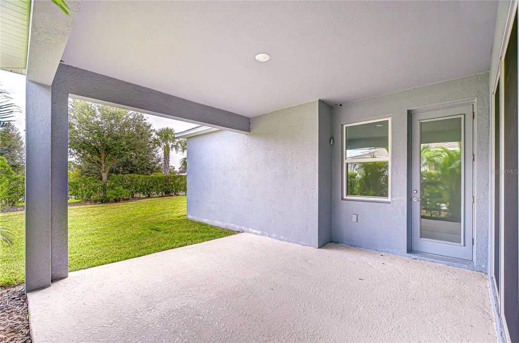 Photo of 6112 Plover Meadow Street, Lithia, FL 33547 (MLS # TB8343547)