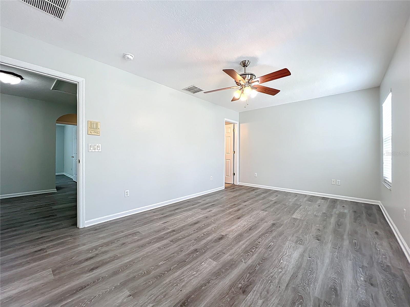 TIMBER POINTE-PH 01 - Residential