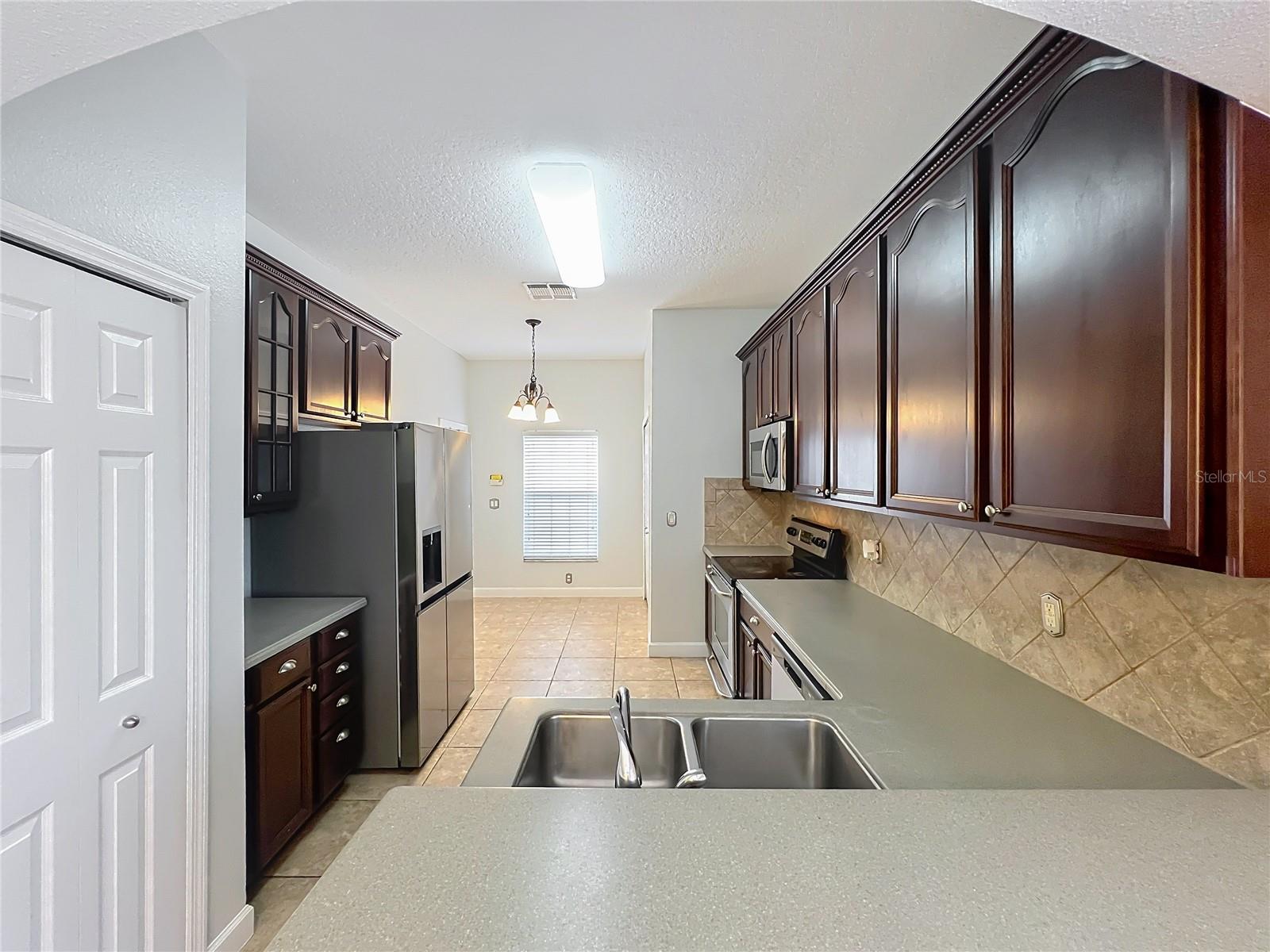 TIMBER POINTE-PH 01 - Residential