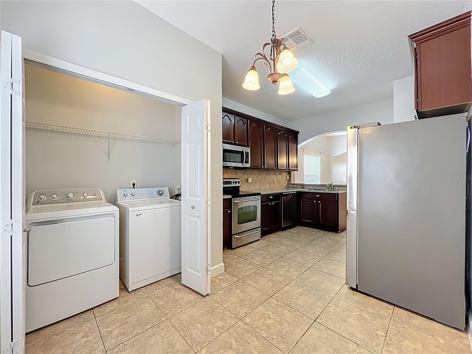 TIMBER POINTE-PH 01 - Residential