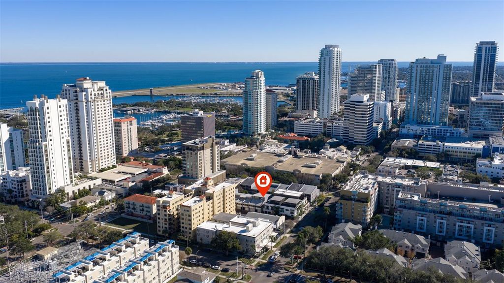 Photo of 301 2nd Street N #7, St Petersburg, FL 33701 (MLS # TB8470004)