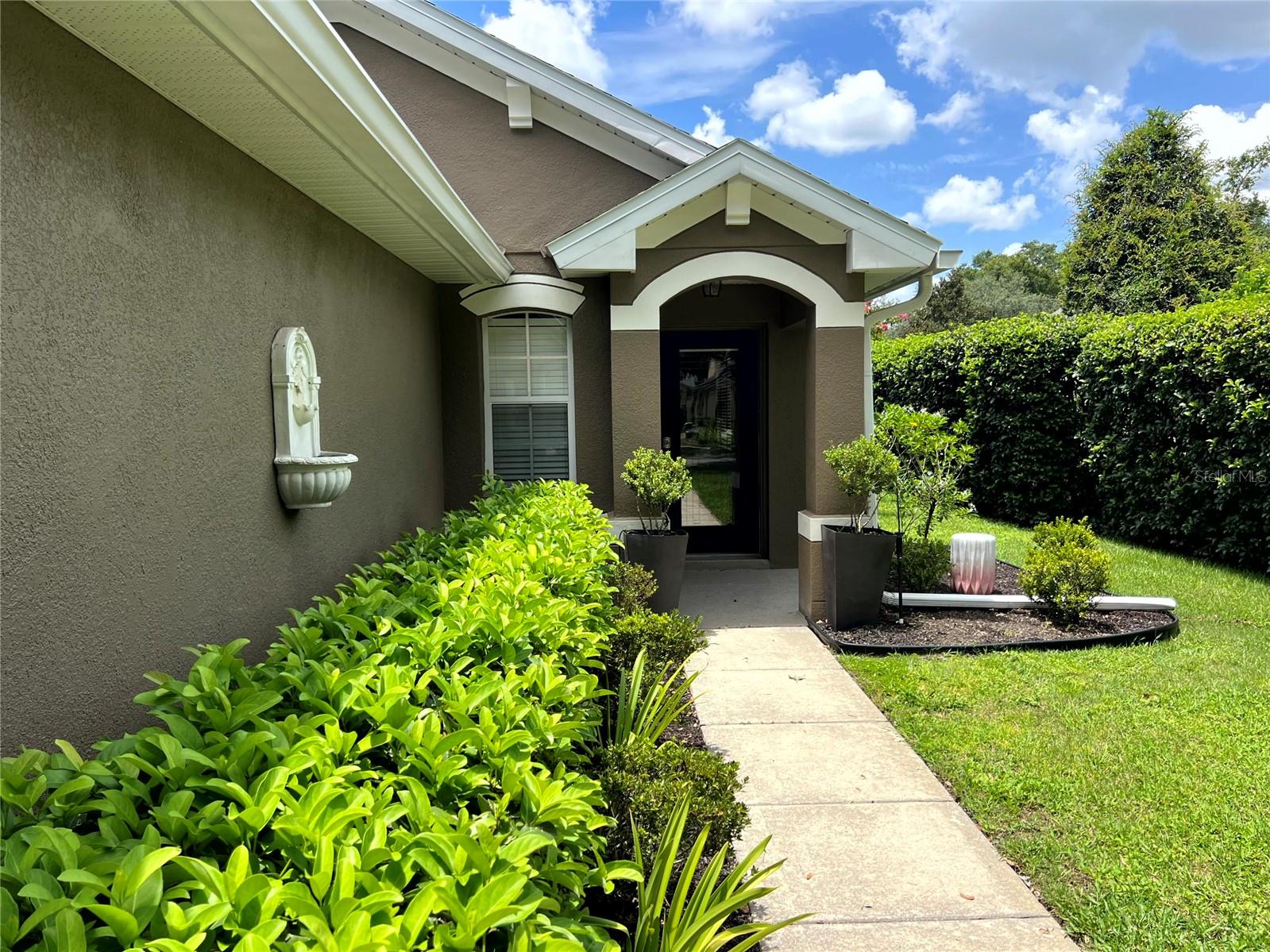 138 LITTLETON CIRCLE