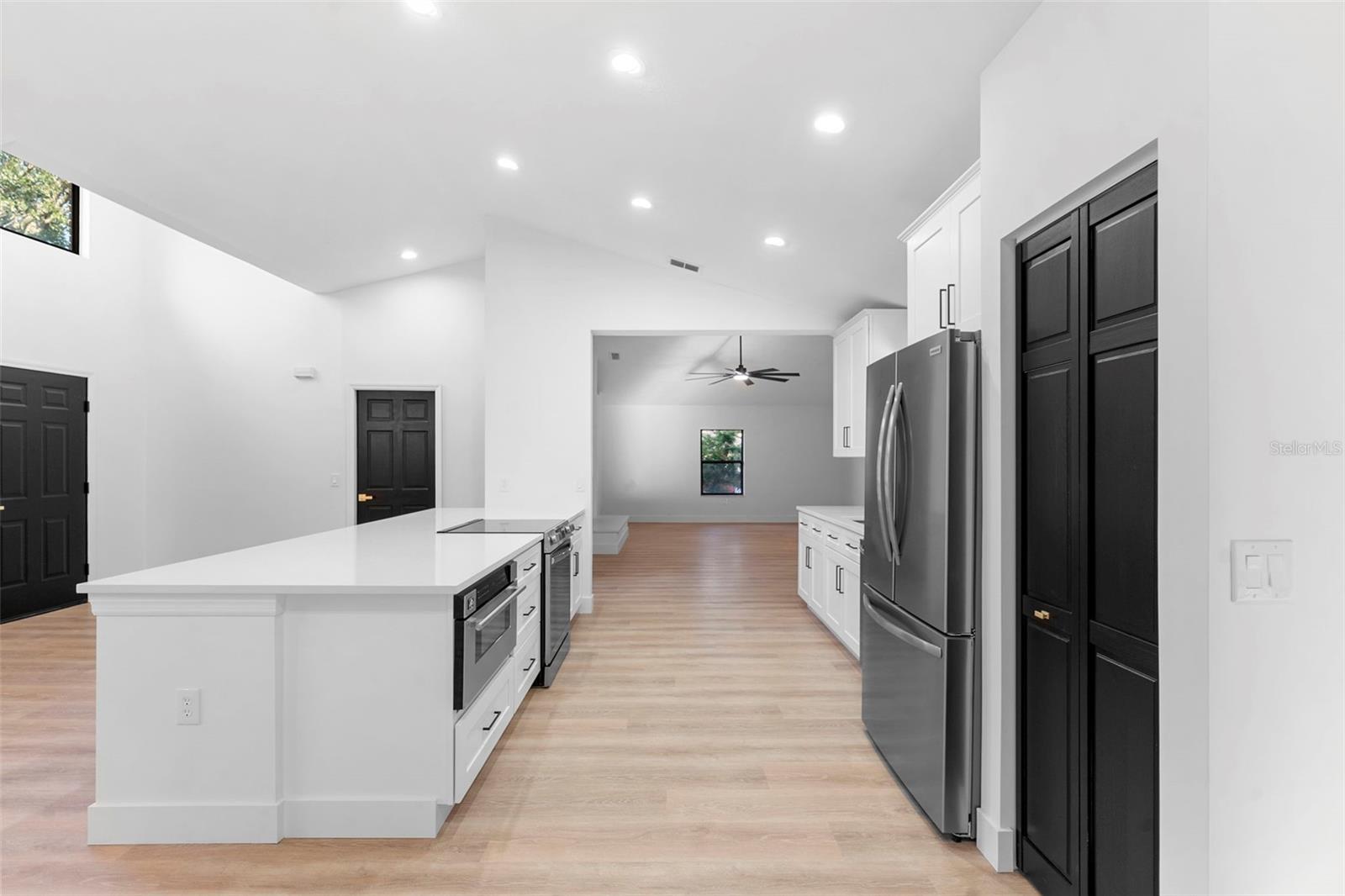 DEBARY PLANTATION - Residential