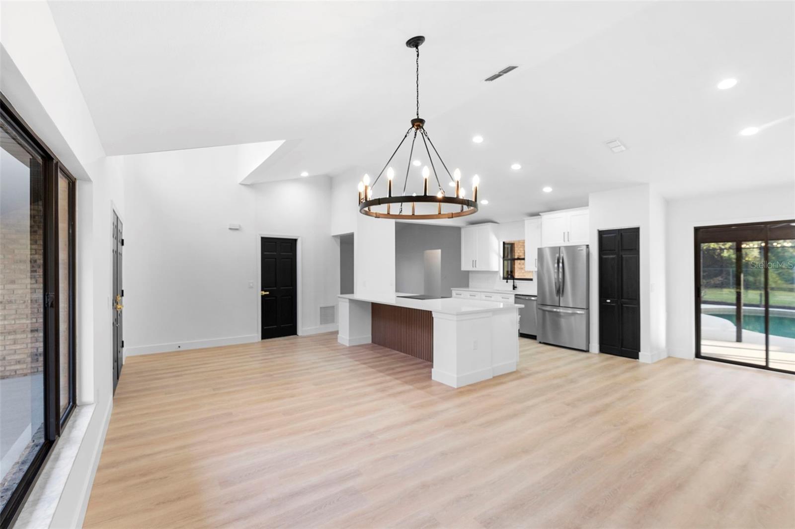 DEBARY PLANTATION - Residential