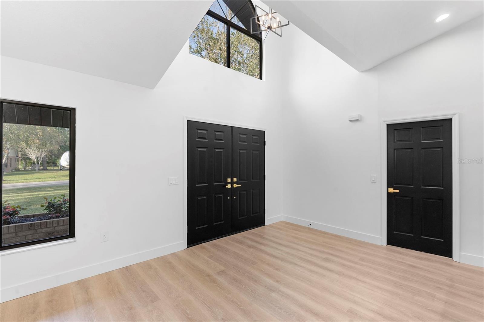 DEBARY PLANTATION - Residential