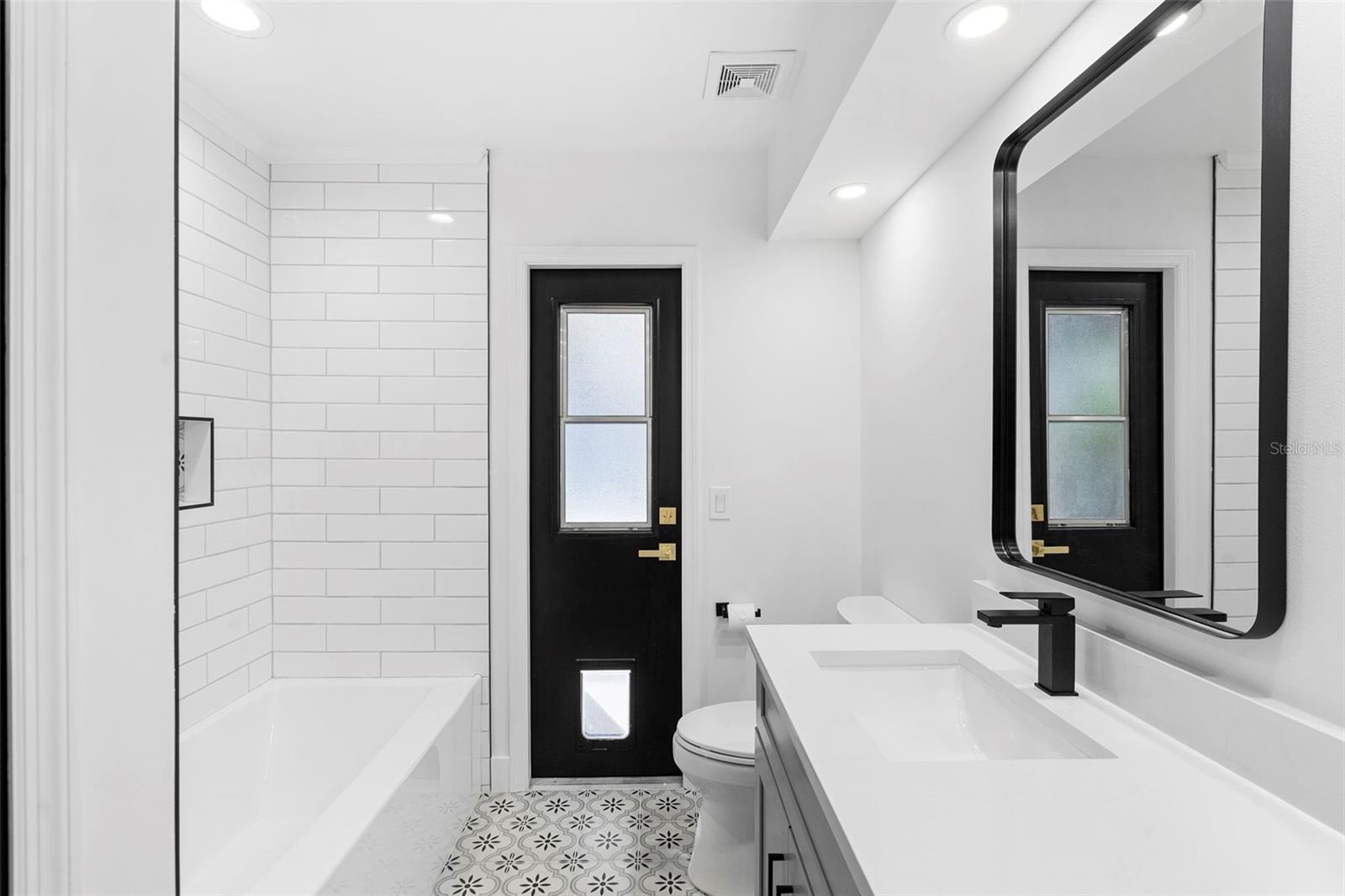 DEBARY PLANTATION - Residential