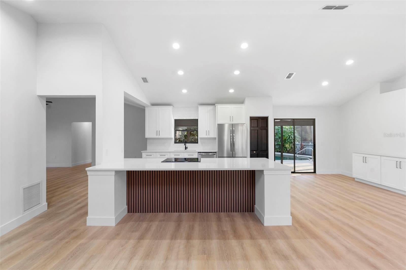 DEBARY PLANTATION - Residential