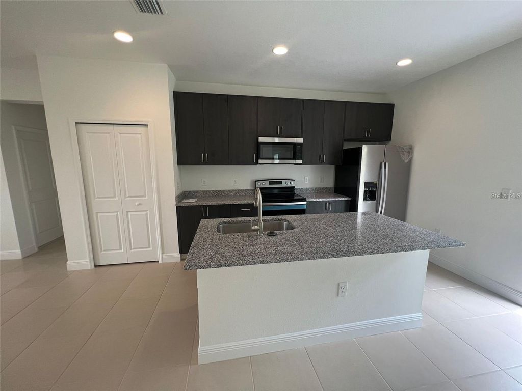 Photo of 15087 SW 51st Terrace, Ocala, FL 34473 (MLS # O6384190)