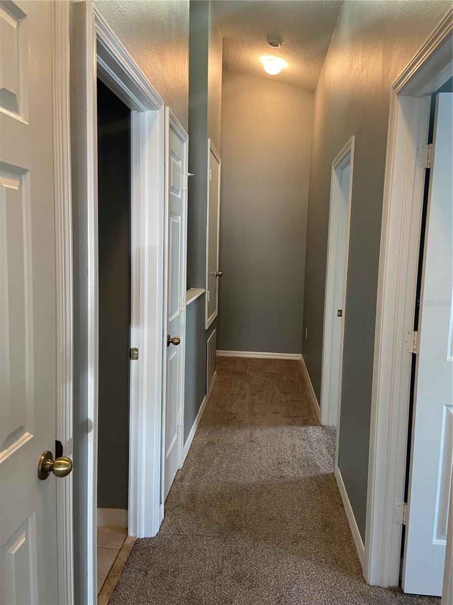 SADDLE CREEK MANOR - Residential