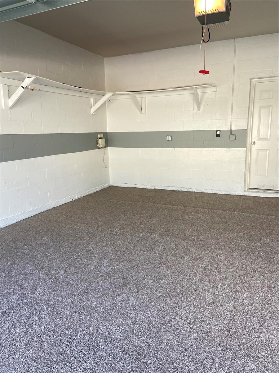 SADDLE CREEK MANOR - Residential