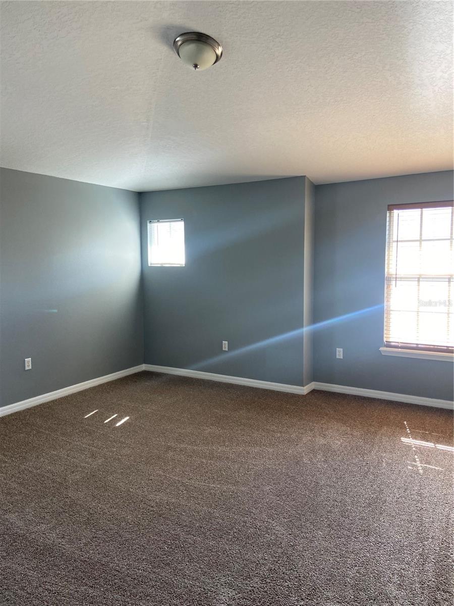 SADDLE CREEK MANOR - Residential