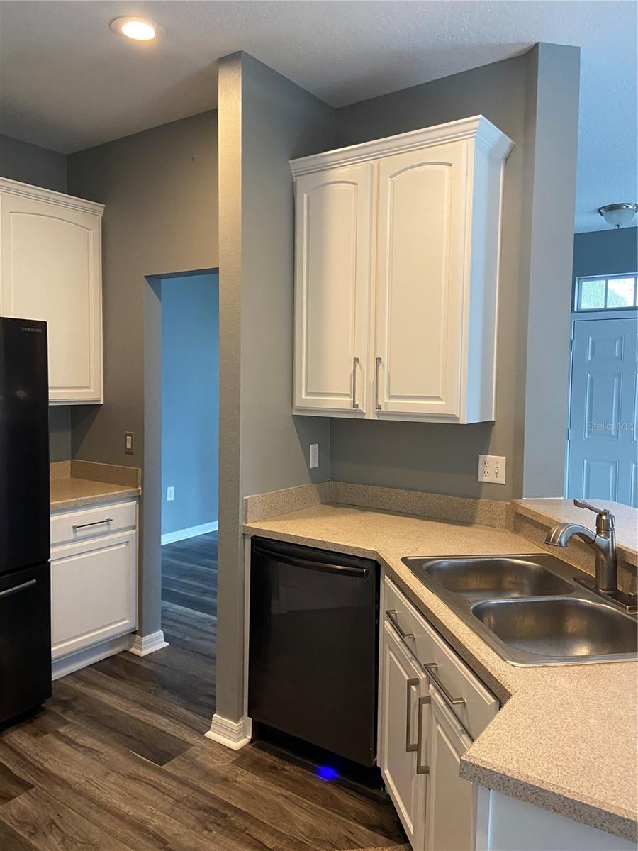 SADDLE CREEK MANOR - Residential