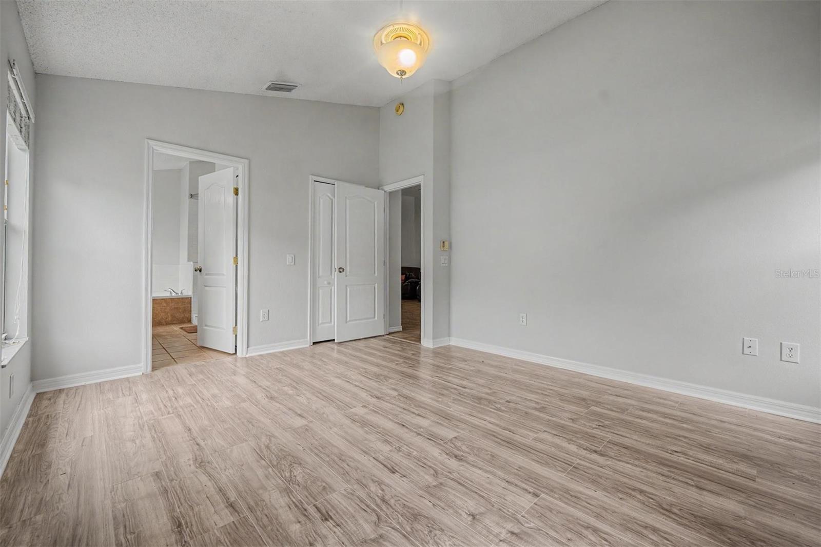 MEADOW BROOK UNIT 1 - Residential