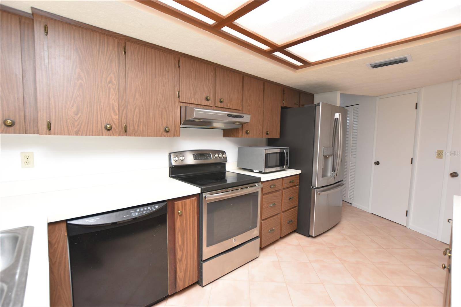 CATAMARTA SUB - Residential Lease